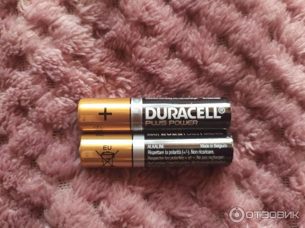 Аккумуляторные батарейки Duracell фото