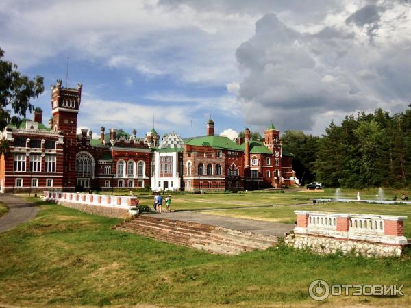 Замок Шереметьевых в Юрино (Россия, Марий Эл) фото