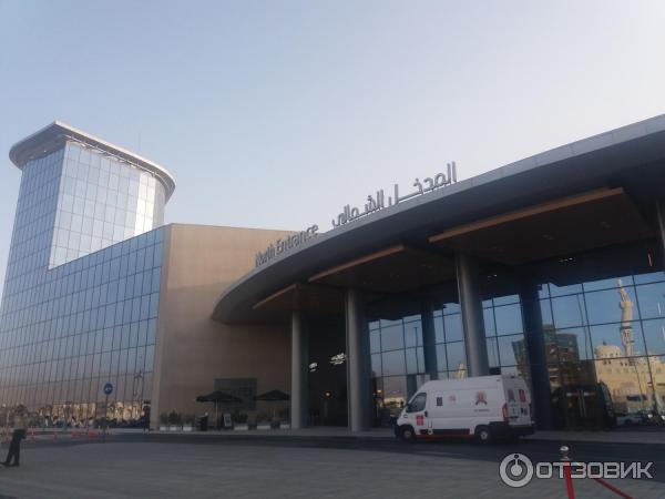 Манар молл. Manar Mall ОАЭ. Манар Молл рас Эль Хайма. Автосалон Лексус Красноярск. Манар Молл в рас Аль Хайма магазины.