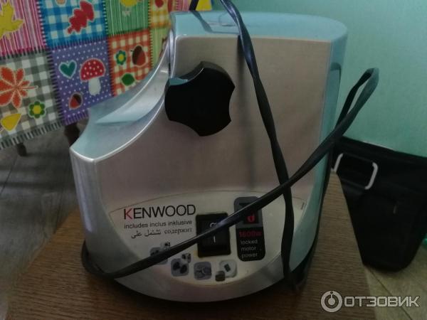 Электрическая мясорубка Kenwood MG-510 PRO 1600 фото