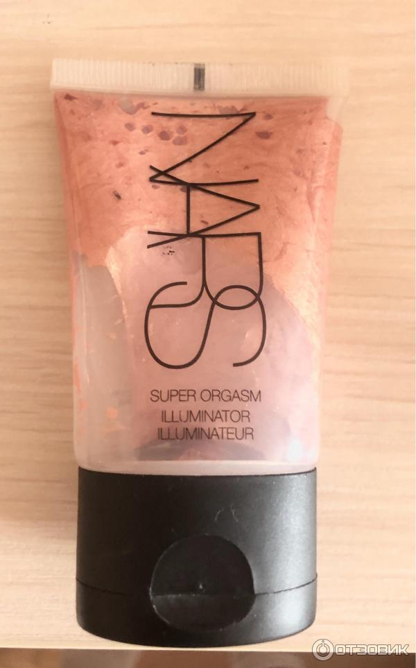 Иллюминирующая основа Nars в оттенке Orgasm