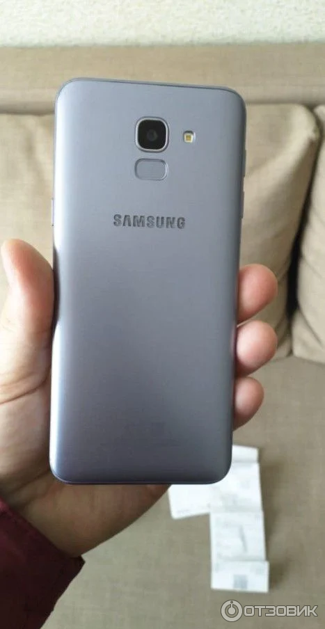 Смартфон Samsung Galaxy J6 2018 фото