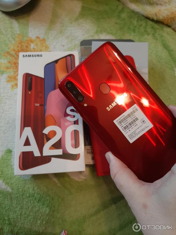 Телефон Samsung A20s