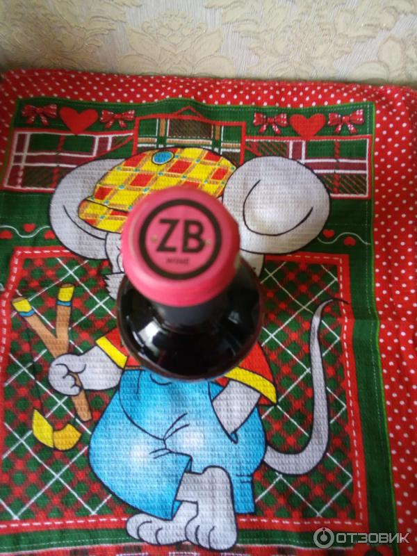 Вино красное полусладкое ZB Золотая балка Бастардо фото