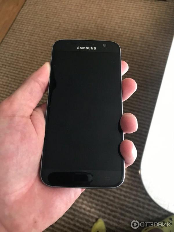 Смартфон Samsung Galaxy S7 фото