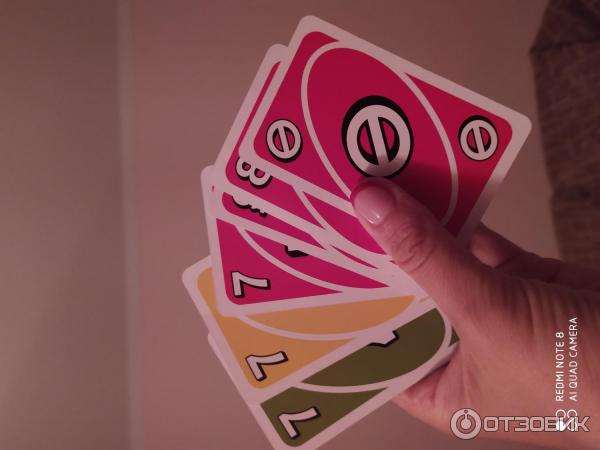 Настольная карточная игра UNO фото