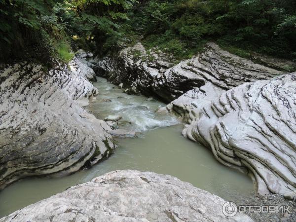 Мокрый каньон реки Псахо (Россия, Краснодарский край) фото