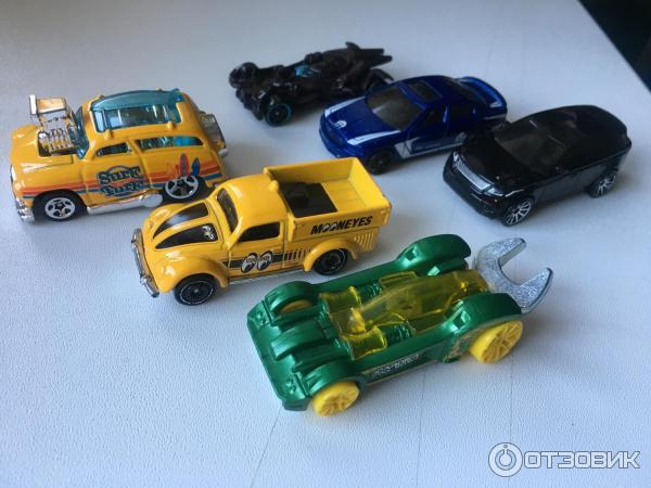 Детские машинки Hot Wheels фото