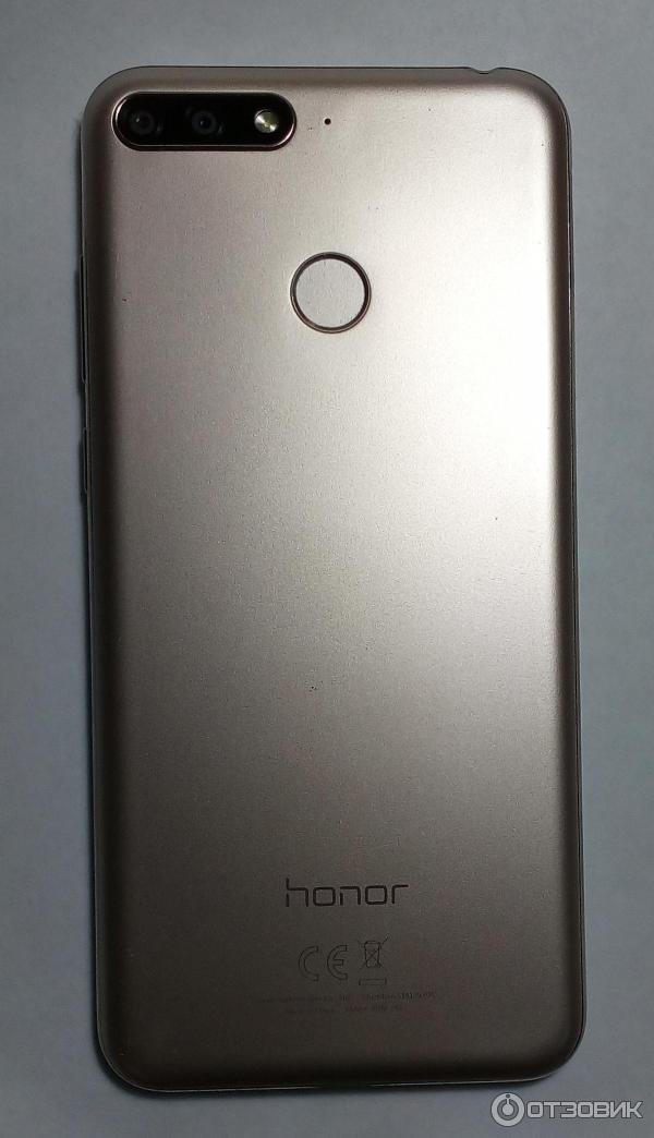 Смартфон Huawei Honor 7C фото