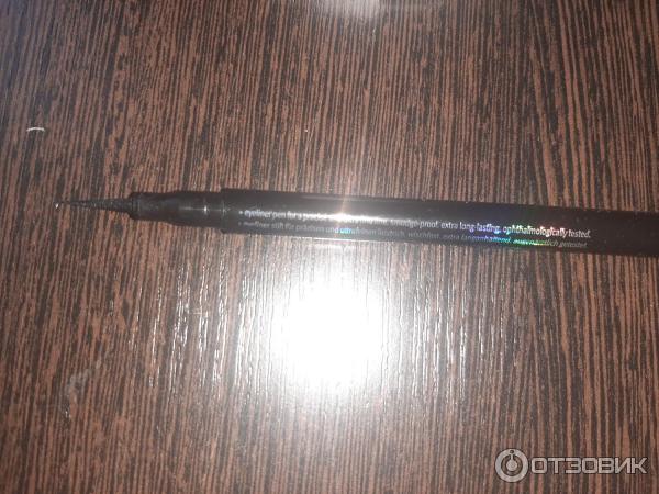 Подводка для глаз Essence Superfine Eyeliner Pen фото