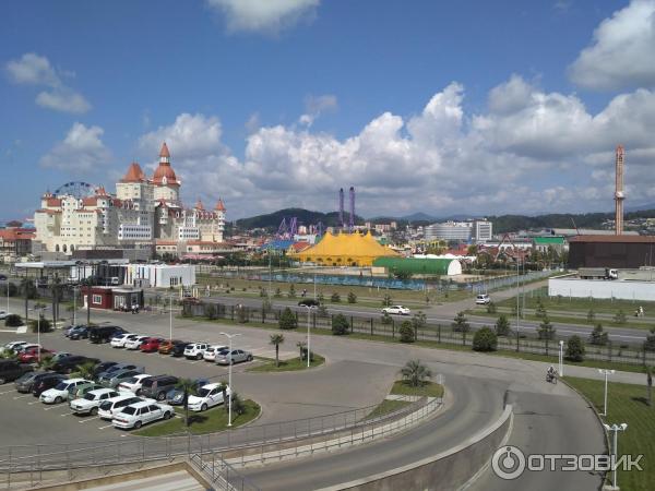 Городской округ сириус краснодарского края. Сириус (посёлок городского типа). Поселок Сириус Краснодарский край. Сириус пгт в Краснодарском крае. Пгт Сириус фото.