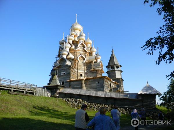 Экскурсия в дом Яковлева в музее-заповеднике Кижи (Россия, Карелия) фото