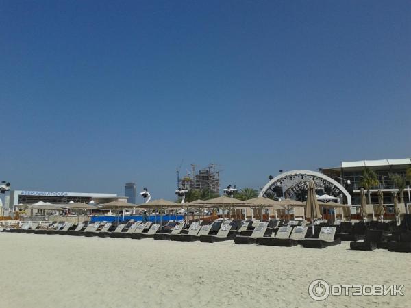 Пляж Dubai Marina beach (ОАЭ, Дубай) фото