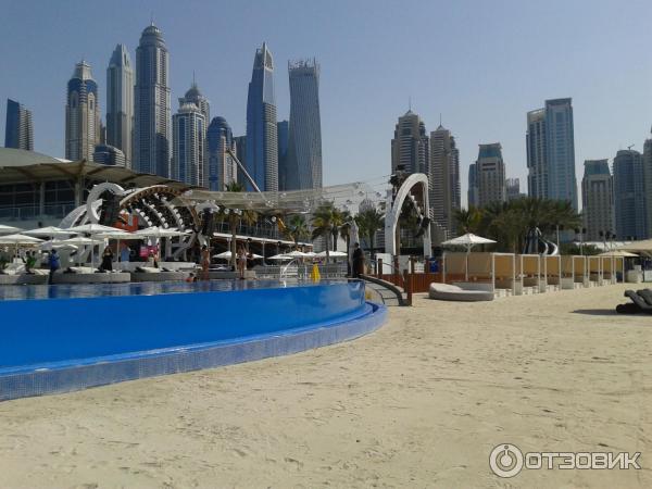 Пляж Dubai Marina beach (ОАЭ, Дубай) фото