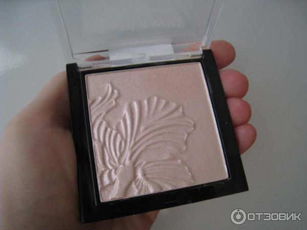 Хайлайтер Wet'n'Wild Megaglo Highlighting Powder фото