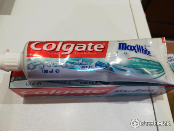 Зубная паста Colgate Макс Блеск с отбеливающими пластинками фото