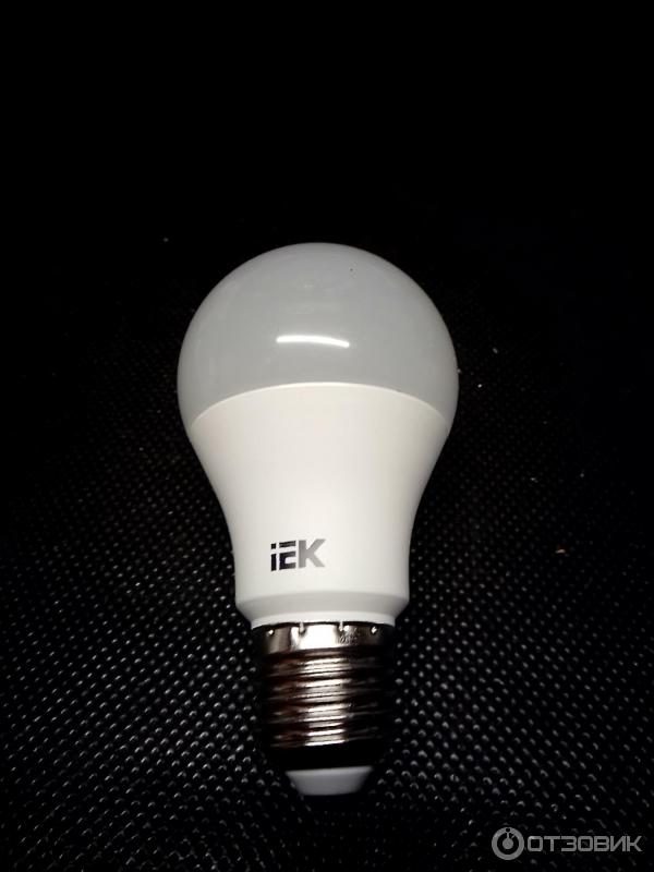 Лампа светодилдная iEk Led A60 с цоколем Е27