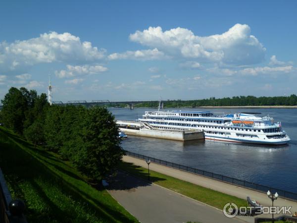 Набережная реки Волги (Россия, Ярославль) фото