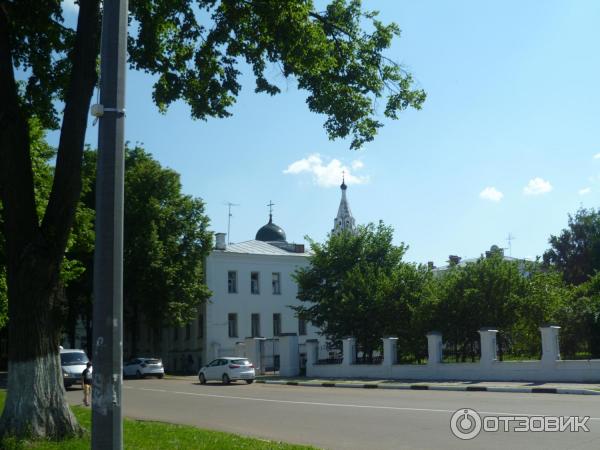 Набережная реки Волги (Россия, Ярославль) фото