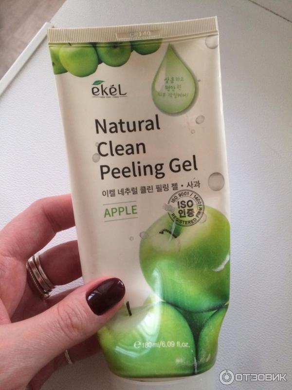 Пилинг-скатка с экстрактом яблока Ekel Natural Clean Peeling Gel Apple фото