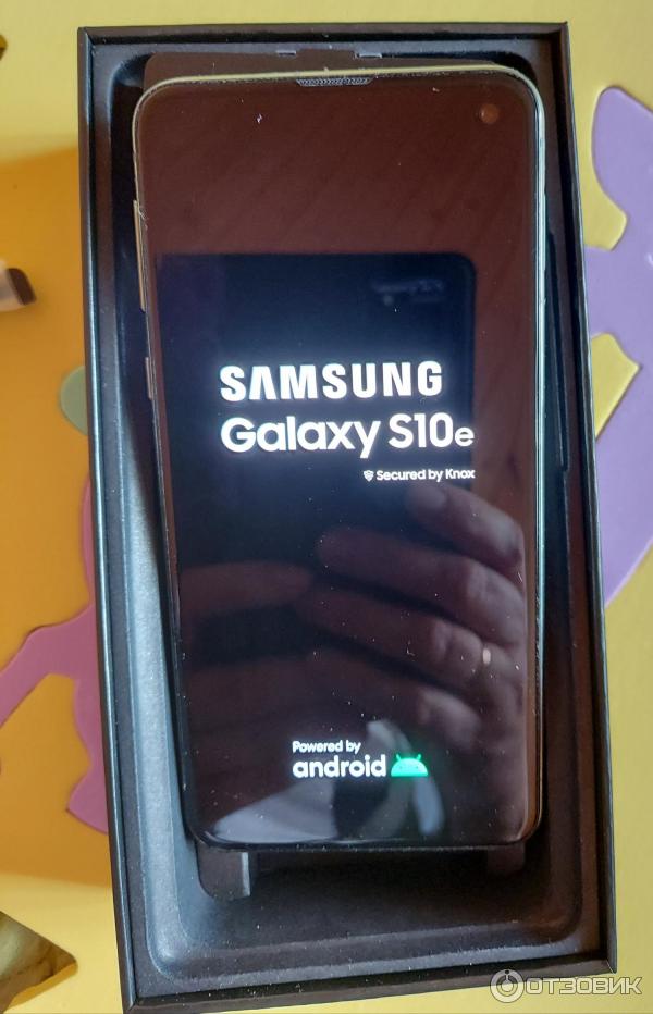 Смартфон Samsung Galaxy S10e фото