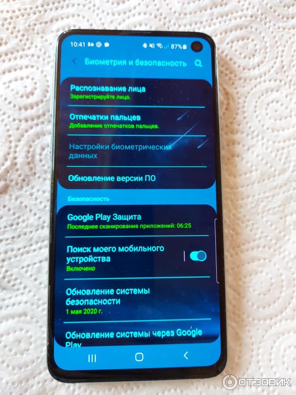 Смартфон Samsung Galaxy S10e фото