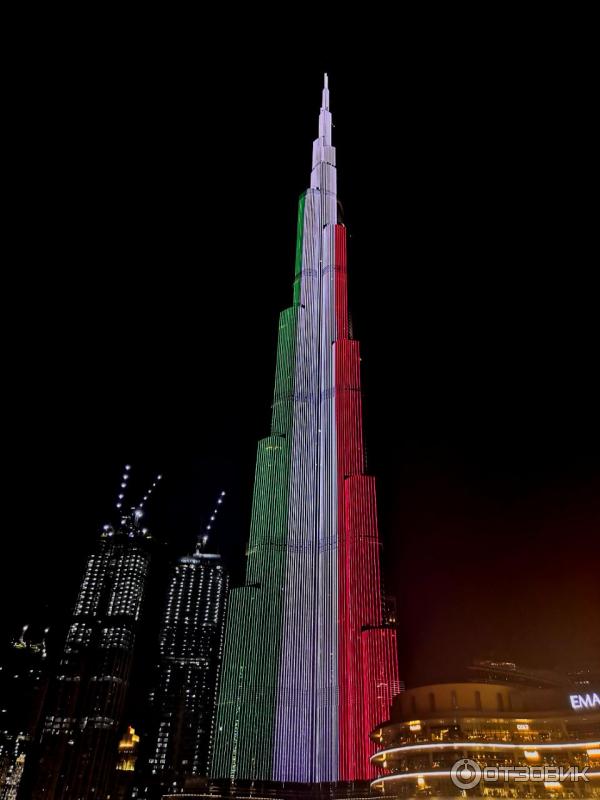 Небоскреб Burj Khalifa (ОАЭ, Дубай) фото