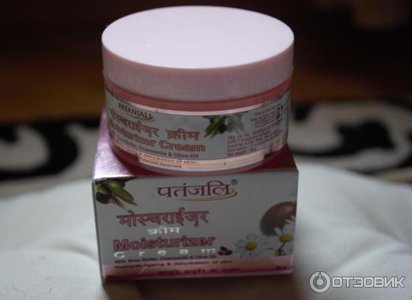 Крем для лица Patanjali Moisturizer Cream with Shea Butter, Chamomile & Olive Oil фото