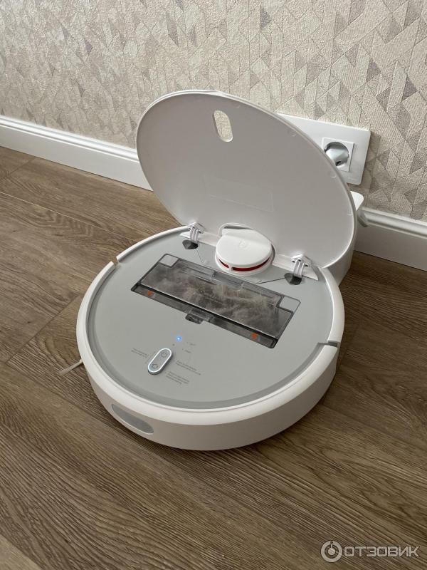 Робот пылесос Xiaomi Mi Robot Vacuum Cleaner фото