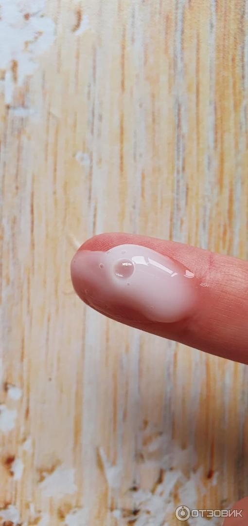 Гель-уход для душа Эпидерил Demodex с метронидазолом и травами.