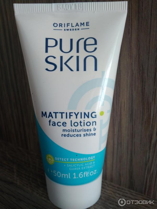 Матирующий крем-флюид для лица Pure Skin фото