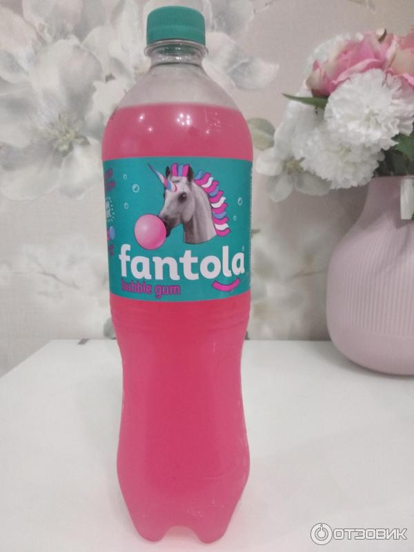 Фантола напиток. Напиток Черноголовка Fantola Bubble Gum 1л. Газированный напиток Fantola Bubble Gum 1 л. Напиток сильногазированный Fantola Bubble Gum 0,33 л. Лимонад с единорогом.