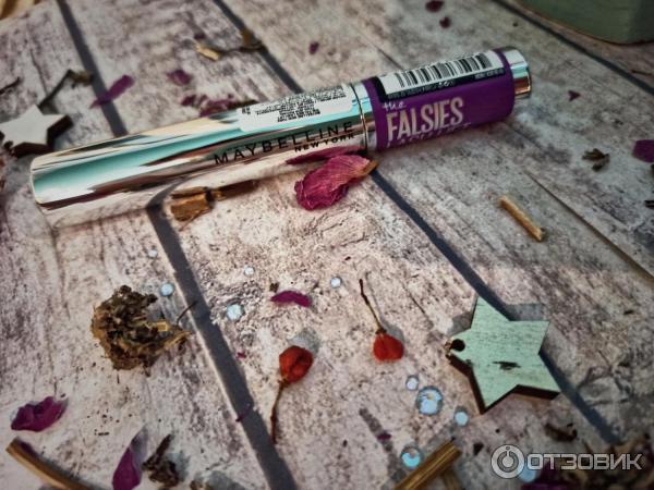 Тушь Maybelline New York the falsies lash lift .