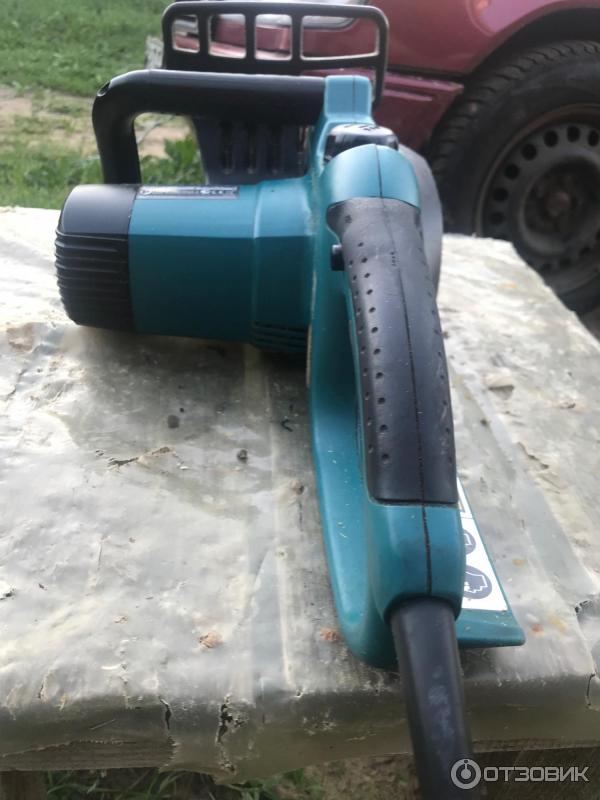 Электропила Makita UC4020A