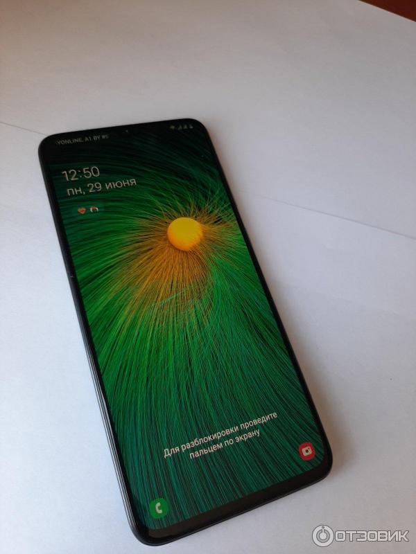 Смартфон Samsung Galaxy A70 фото