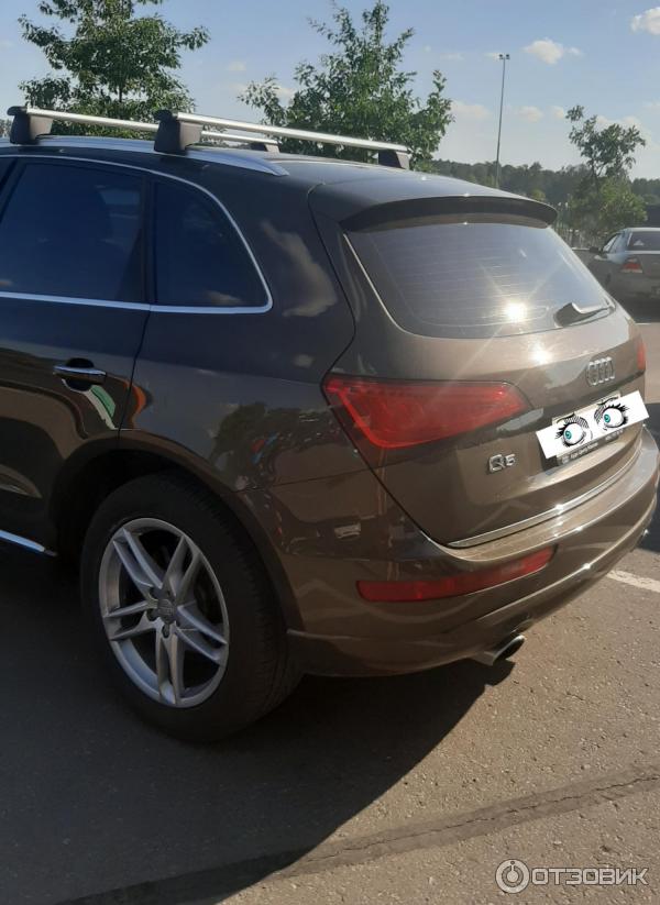 Автомобиль Audi Q5 кроссовер фото