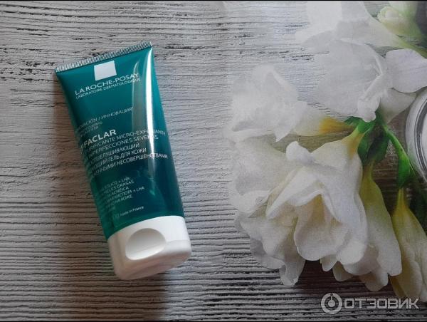 Микроотшелушивающий очищающий гель La Roche-Posay Effaclar фото