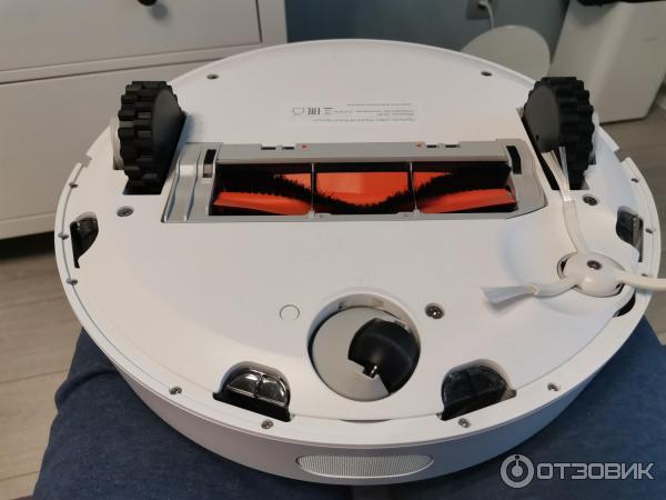 Робот пылесос Xiaomi Mi Robot Vacuum Cleaner фото