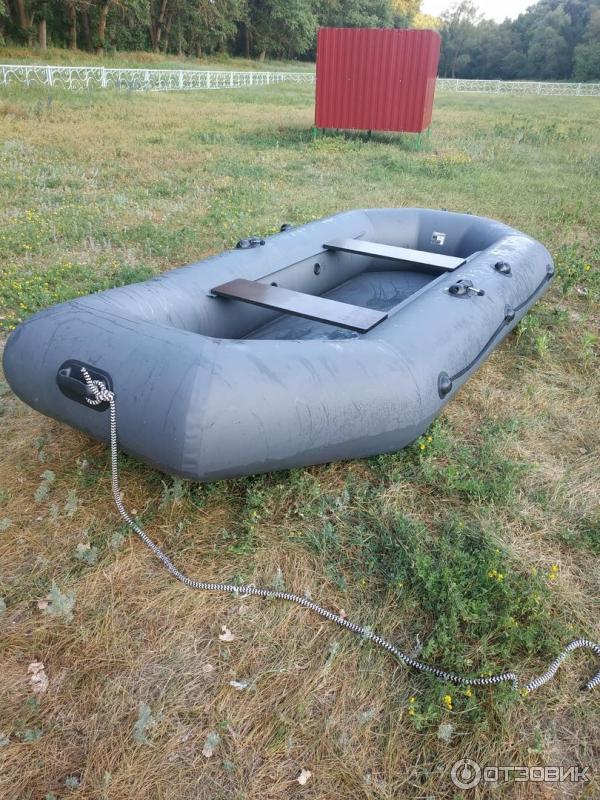 X river лодка грейс 420. Катер на енисее. Лодка река 385 премиум. Река лодок отзывы. Лодка ривер боатс 370.