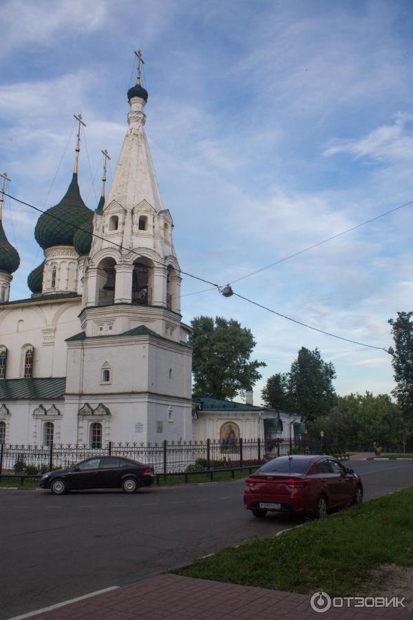 Набережная реки Волги (Россия, Ярославль) фото