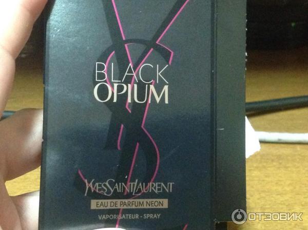 Парфюмерная вода Yves Saint Laurent Black Opium Neon фото