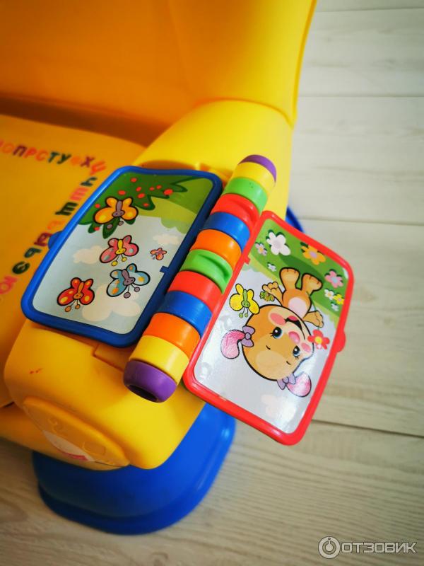 Fisher price стульчик смейся и учись