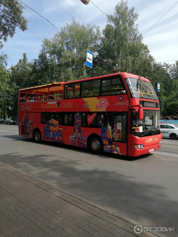 Экскурсия в нижнем новгороде на двухэтажном автобусе. City Sightseeing Нижний Новгород. City Sightseeing Нижний Новгород автобус. Двухэтажный автобус Нижний Новгород экскурсия. Экскурсия по Нижнему Новгороду на двухэтажном автобусе.