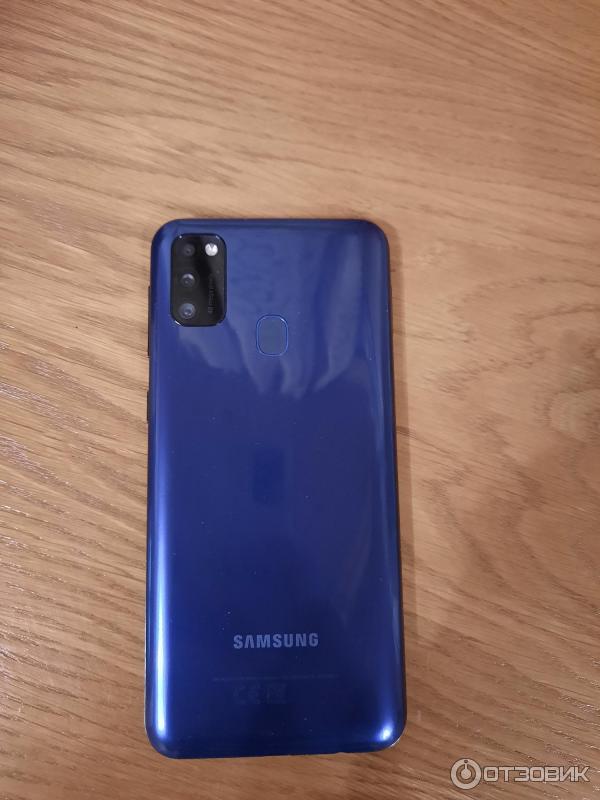 Смартфон Samsung Galaxy M21 фото