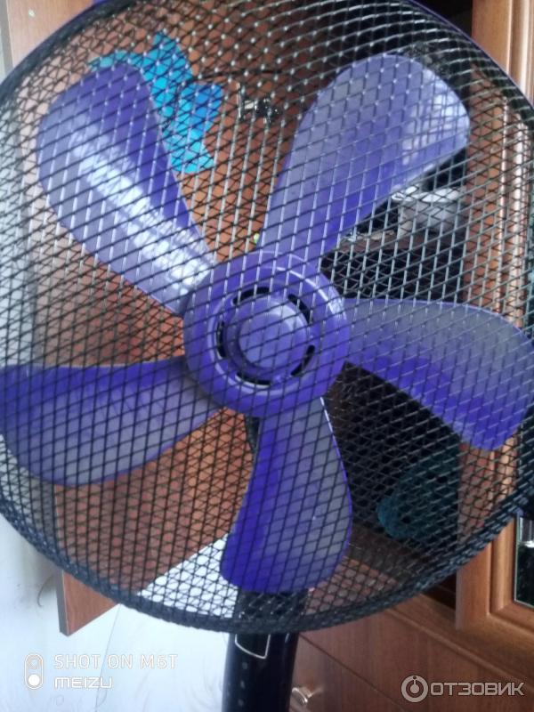 Вентилятор напольный Polaris PSF-40RC Sensor bw фото