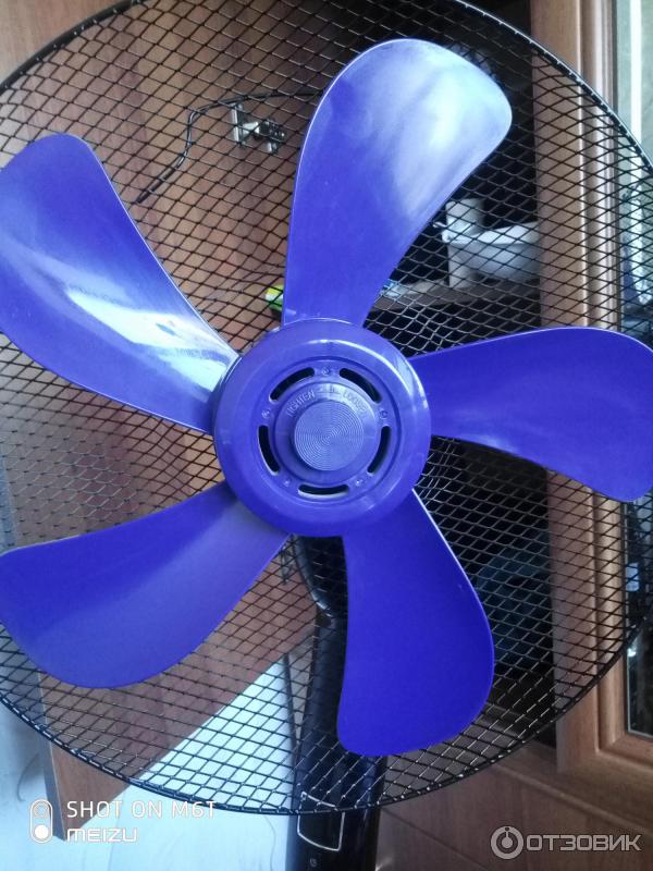 Вентилятор напольный Polaris PSF-40RC Sensor bw фото