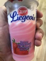 Десерт со взбитыми сливками Zott Liegeois Zott фото