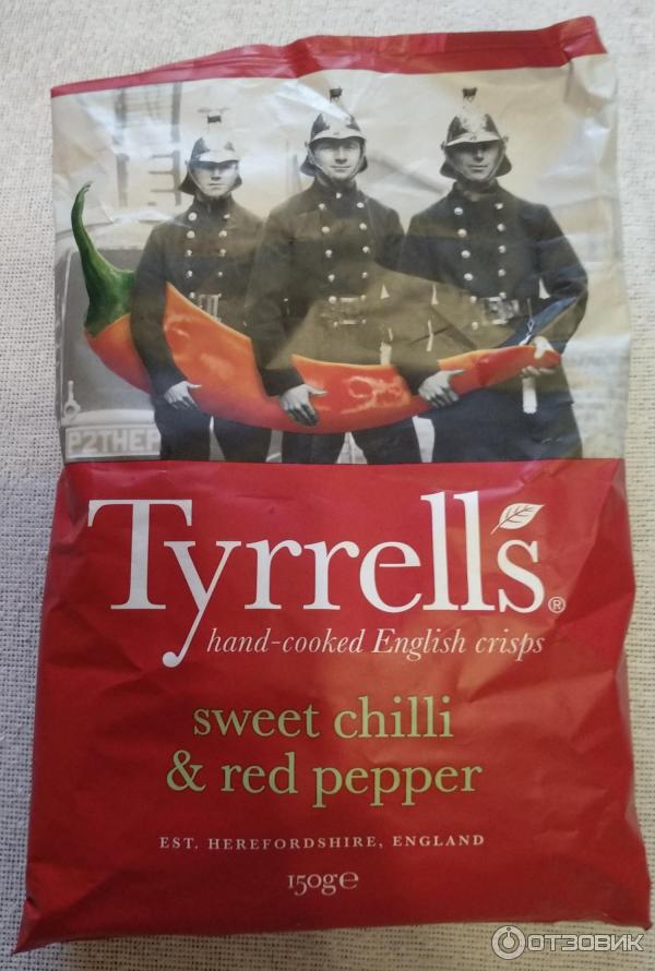 Чипсы острые перцы. Tyrrells чипсы. Чипсы Великобритания Tyrrells. Острые чипсы. Чипсы с моряком на упаковке.