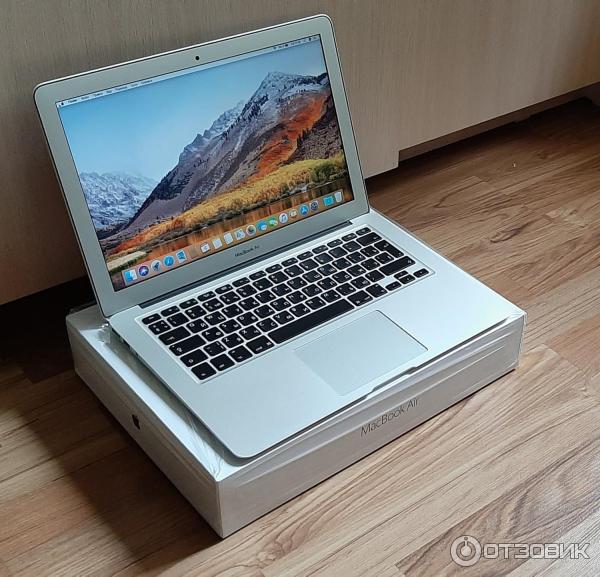 Ноутбук Apple MacBook Air 13 2017 фото