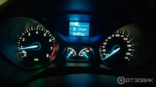 Автомобиль Ford Focus 3 универсал фото